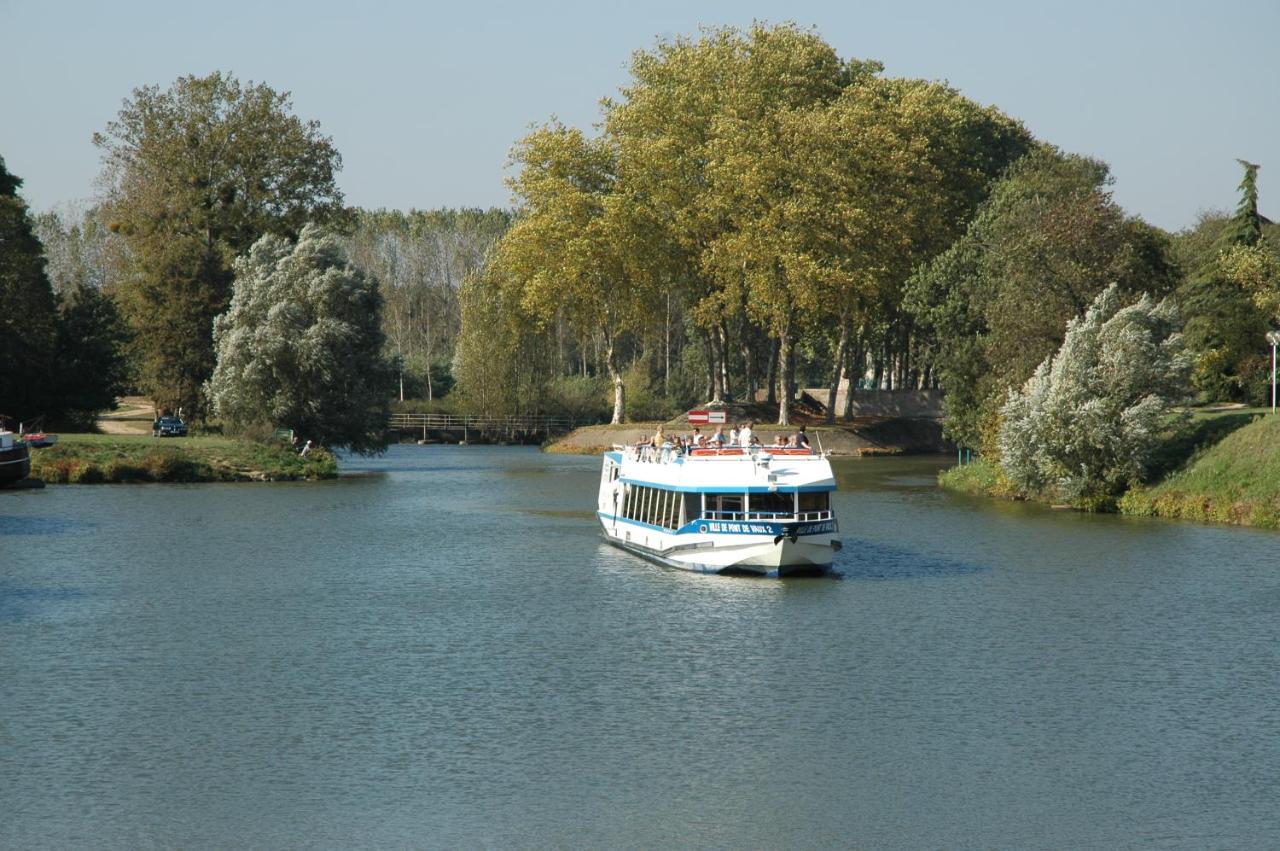 Onlycamp Camping Le Champ D'Ete Reyssouze エクステリア 写真