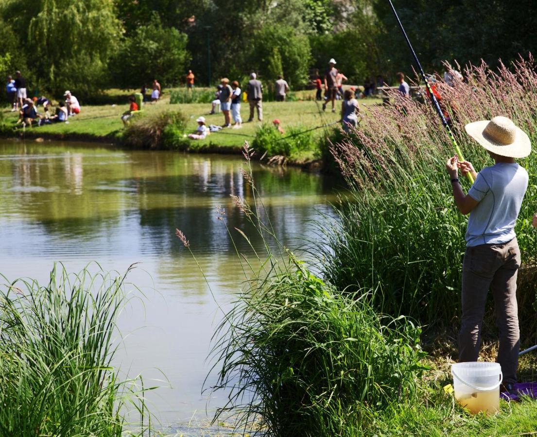 Onlycamp Camping Le Champ D'Ete Reyssouze エクステリア 写真
