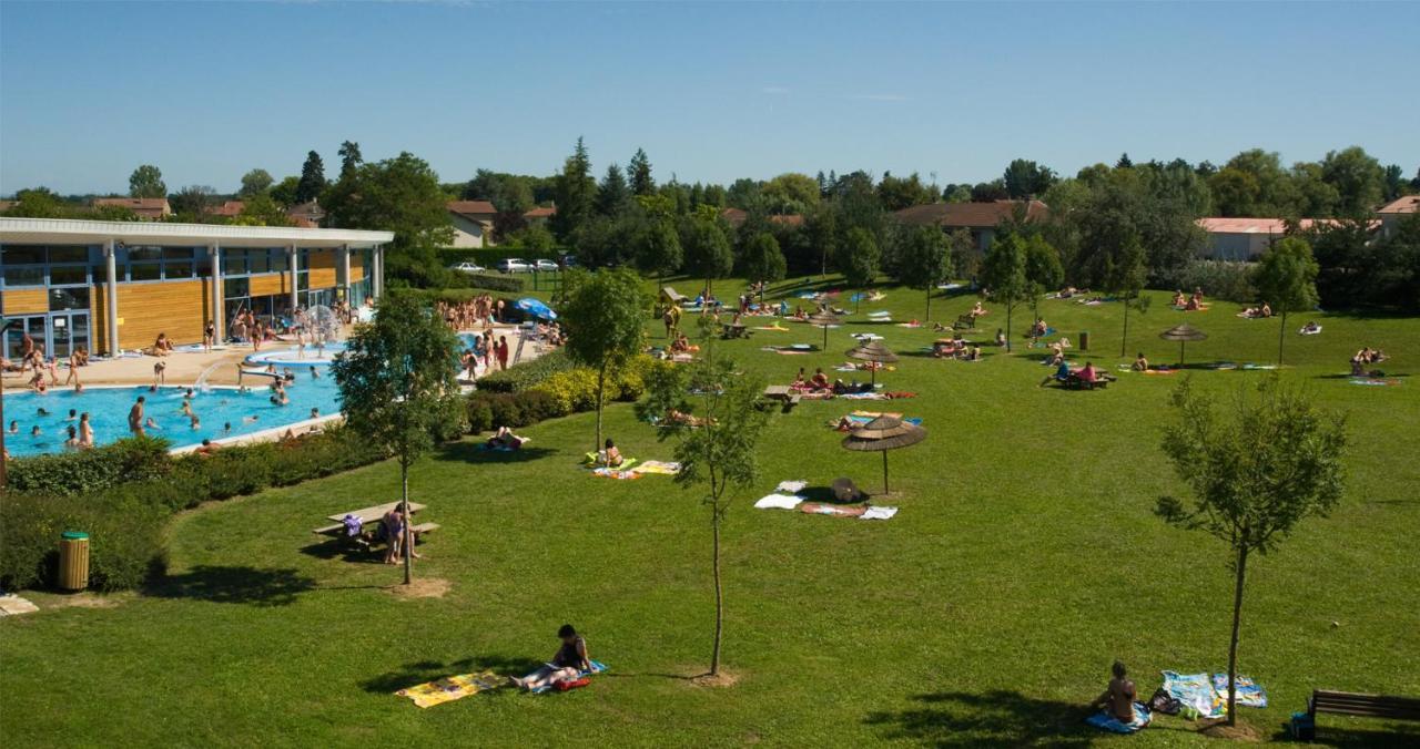 Onlycamp Camping Le Champ D'Ete Reyssouze エクステリア 写真