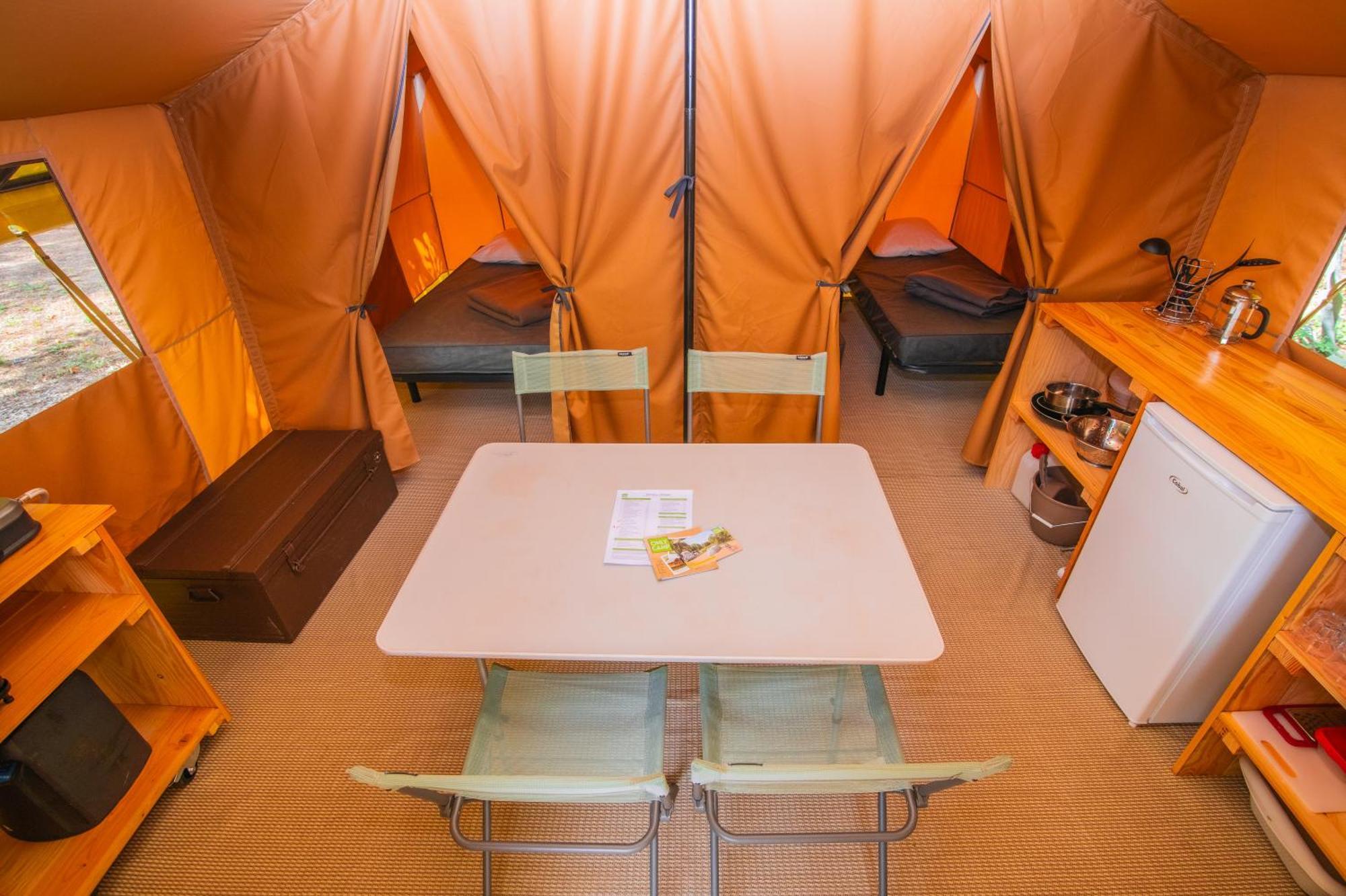 Onlycamp Camping Le Champ D'Ete Reyssouze エクステリア 写真