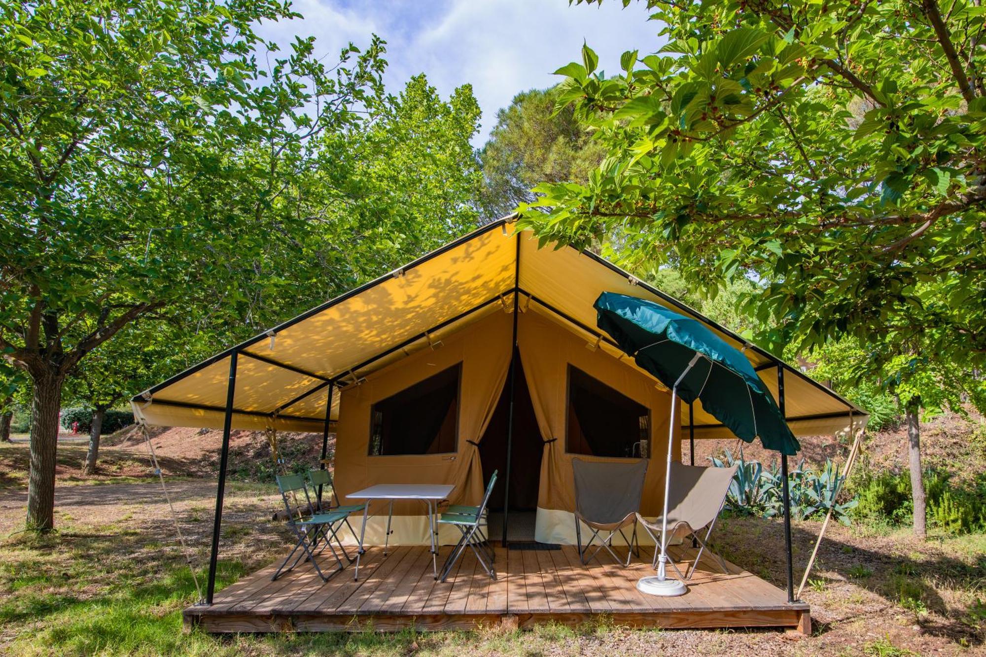 Onlycamp Camping Le Champ D'Ete Reyssouze エクステリア 写真